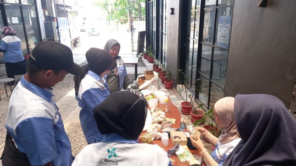 Memanfaatkan Minyak Jelantah